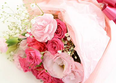 カーネーション入り花束付き母の日花籠ランチ