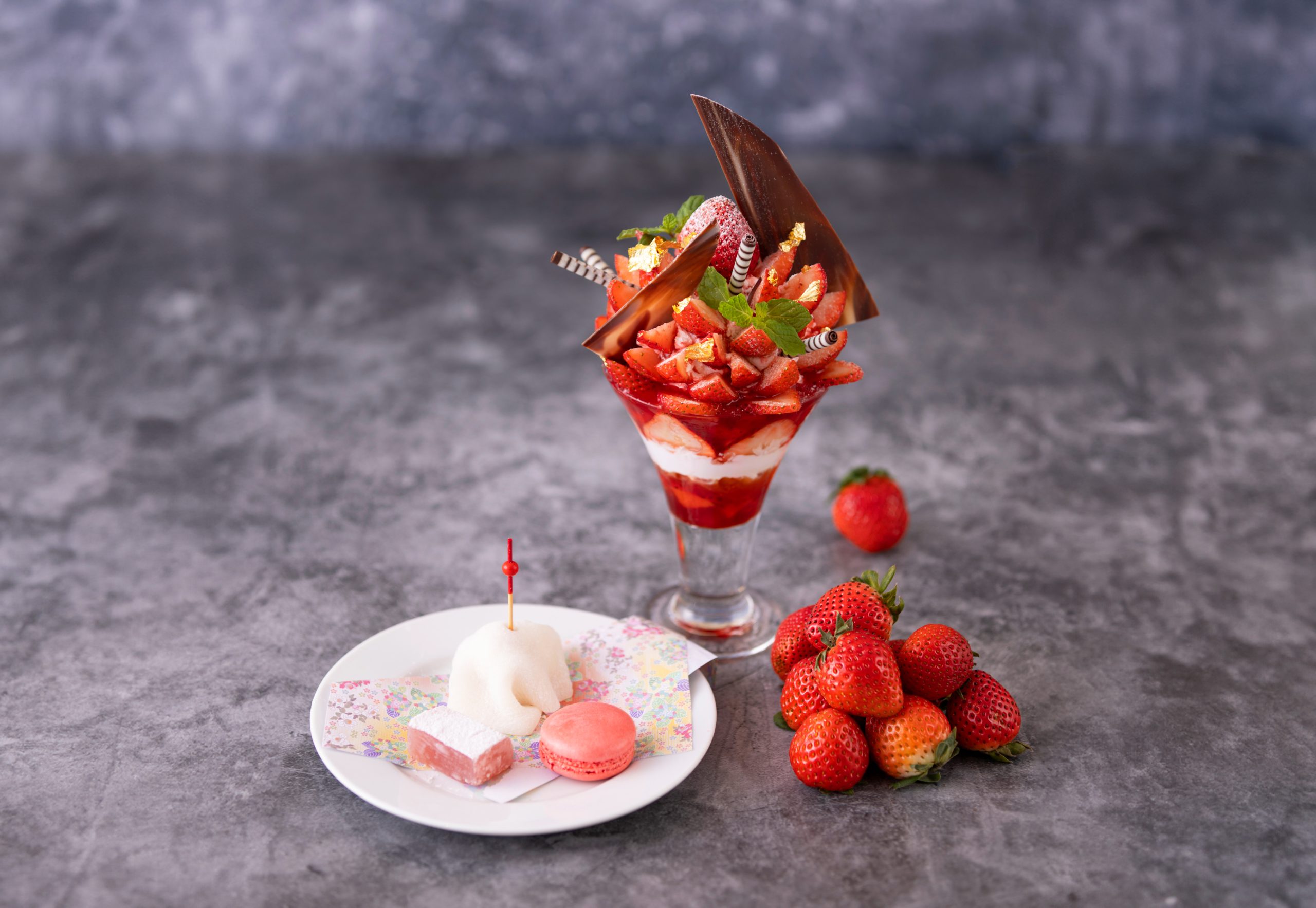 プレミアムあまおうパフェ